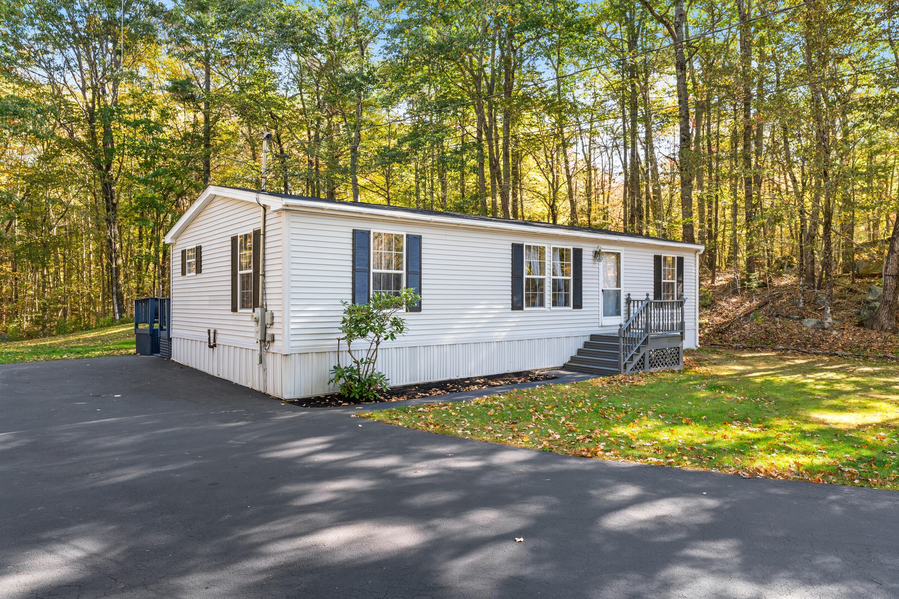 1317 South Belfast Avenue Augusta, ME 04330 - Photo 2 of 38 DSC00769
