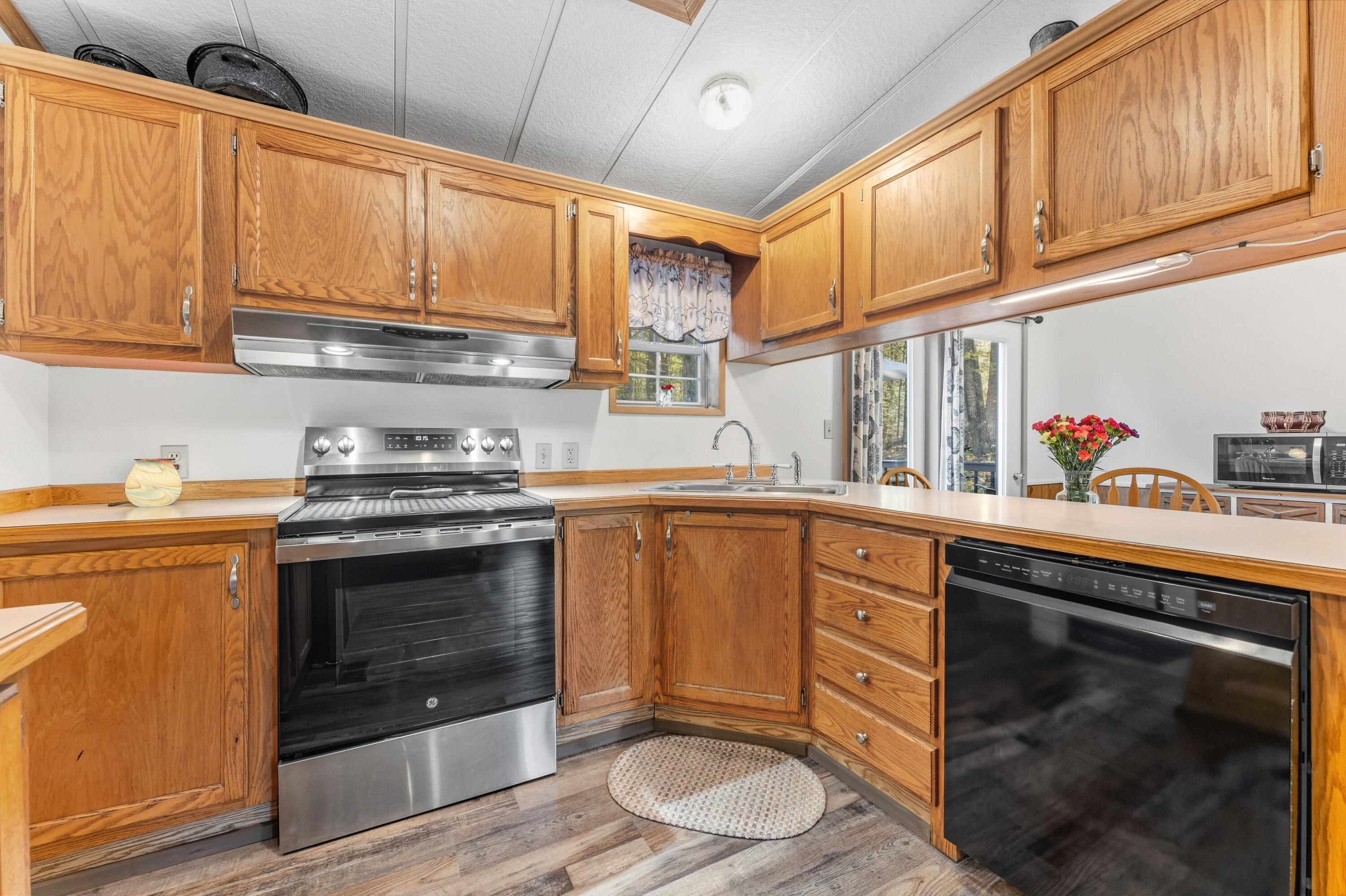 1317 South Belfast Avenue Augusta, ME 04330 - Photo 7 of 38 DSC00684