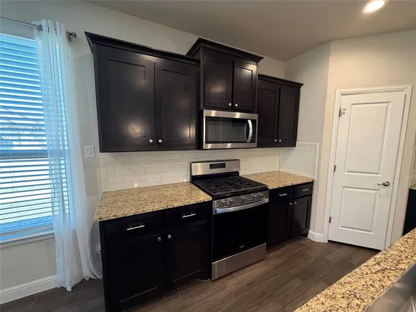 $2,800 | 2428 Matador Ranch Drive, Weatherford, TX 76087