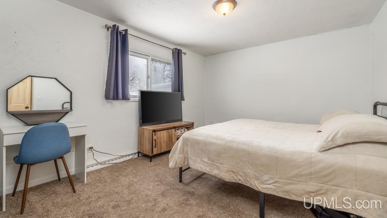 1108 Garfield Street Niagara, WI 54151 - Photo 12 of 26