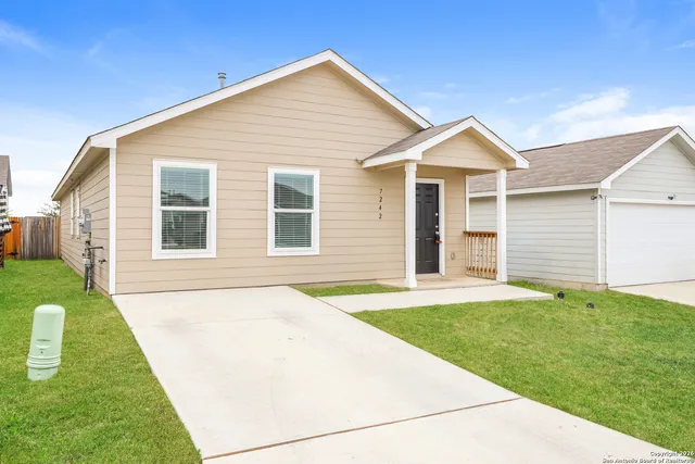 $1,450 | 7242 Plow, San Antonio, TX 78252