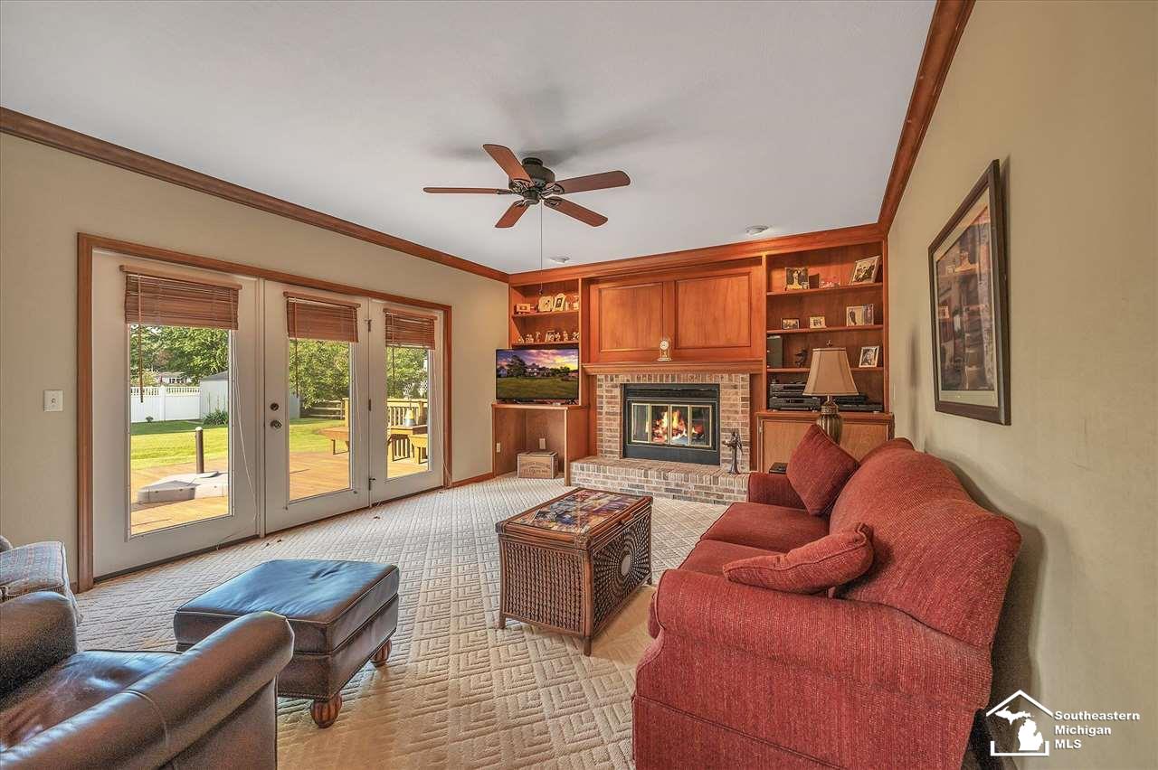 3191 Chanson Valley Road Lambertville, MI 48144 - Photo 18 of 45 50045116-17.JPG