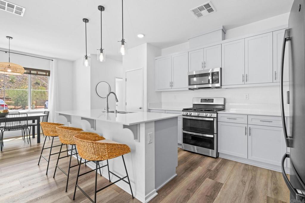 360 Sweet Place Fallbrook, CA 92028 - Photo 4 of 29