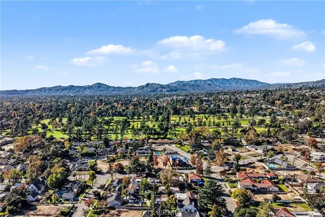 $998,000 | 2151 Sinaloa Avenue, Altadena, CA 91001
