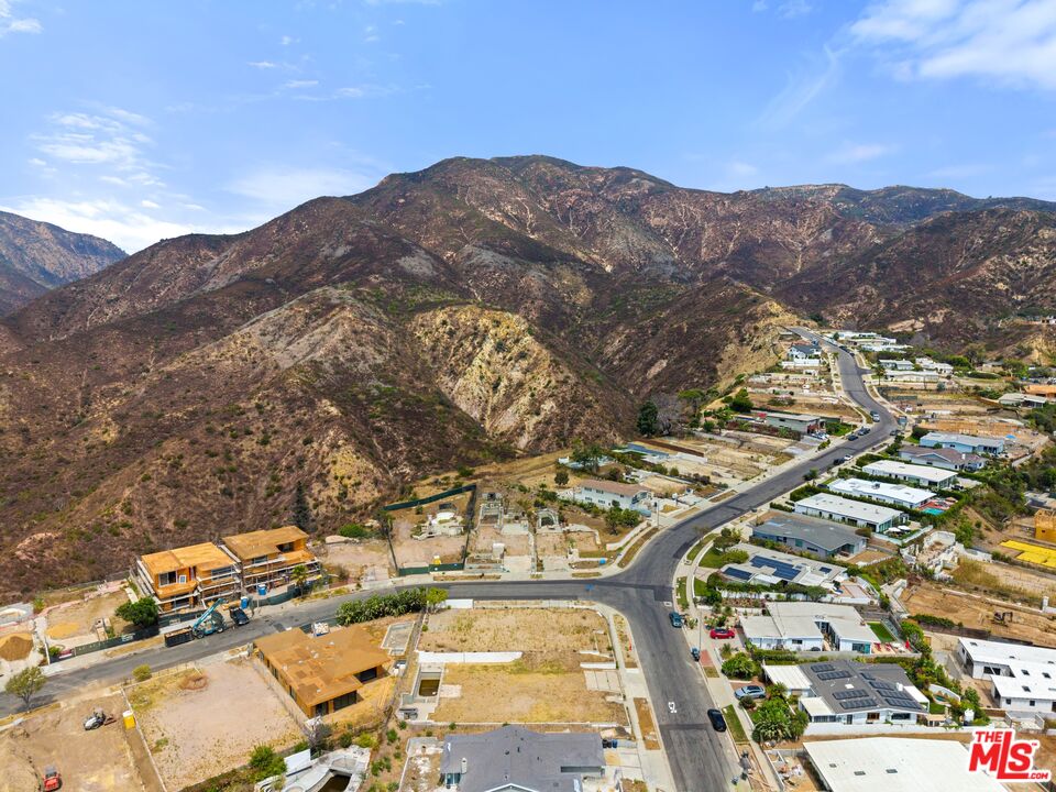 3709 Castlerock Road Malibu, CA 90265 - Photo 7 of 17 Gallery Image 7