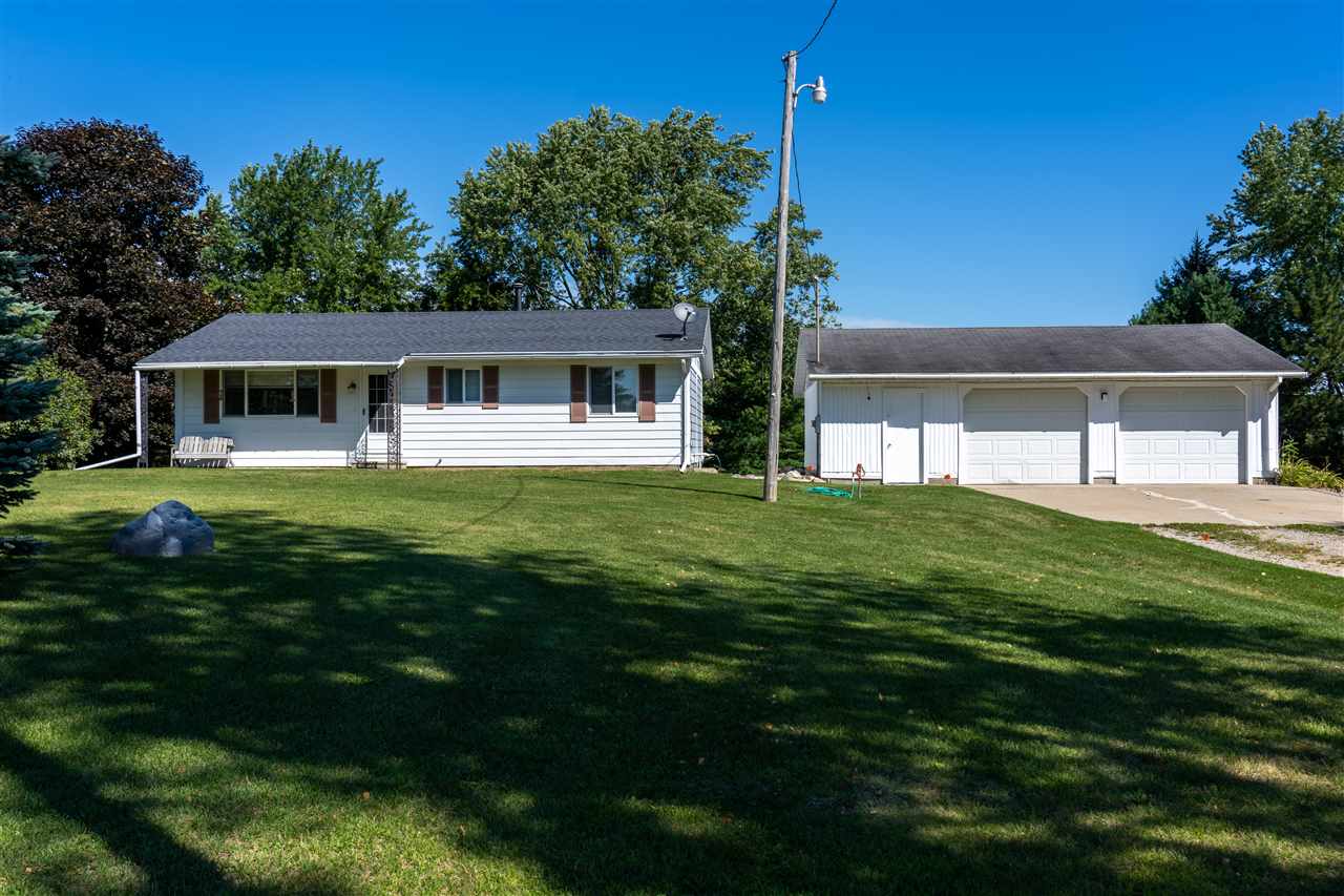 11107 East Briggs Road Riverdale, MI 48877 - Photo 1 of 31 1879553.JPG