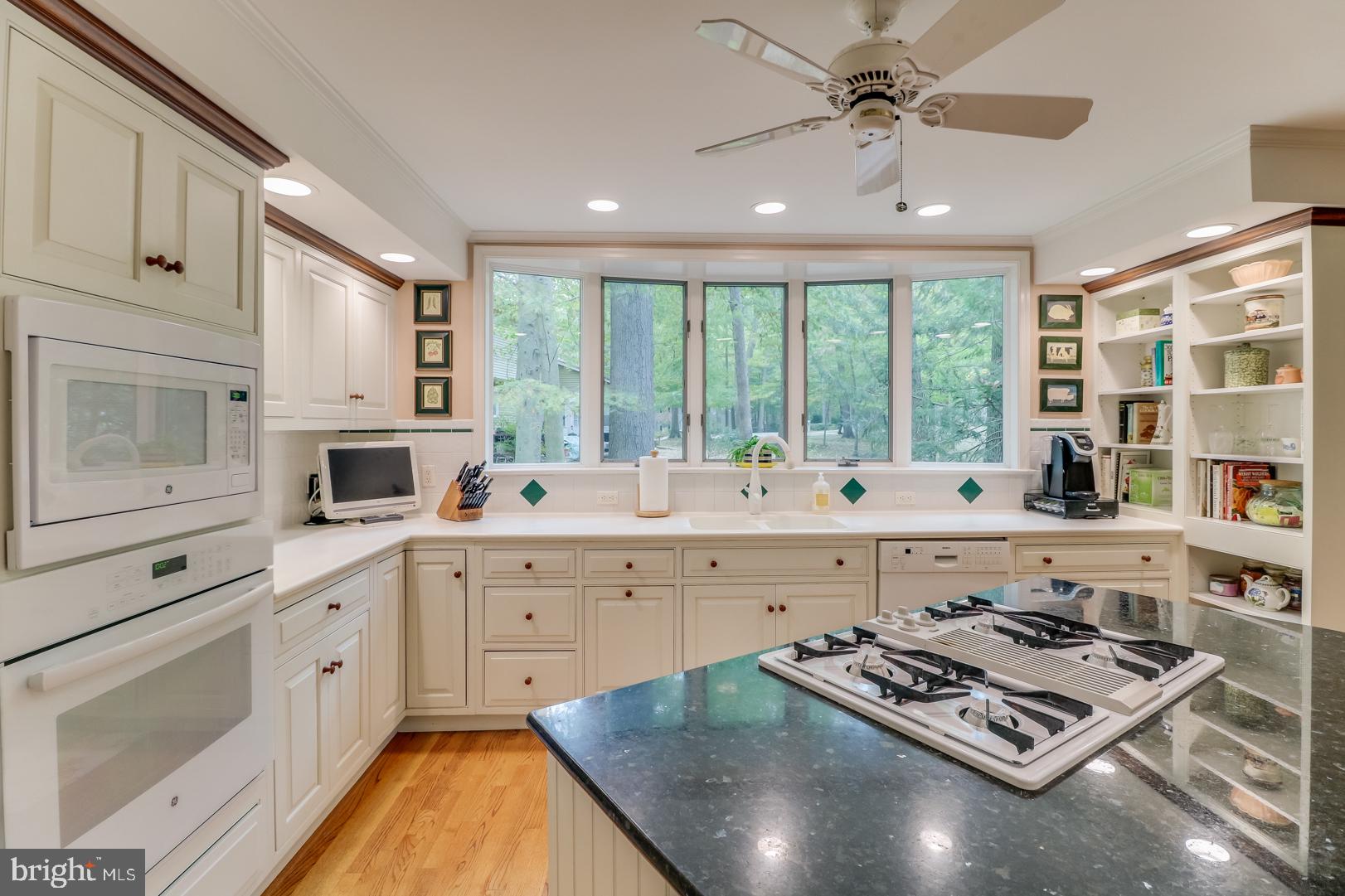 515 Troon Road Dover, DE 19904 - Photo 9 of 33 Gas cooktop