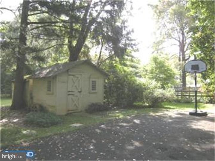 330 Old Lancaster Road Devon, PA 19333 - Photo 17 of 20