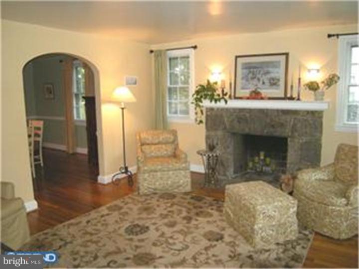 330 Old Lancaster Road Devon, PA 19333 - Photo 4 of 20