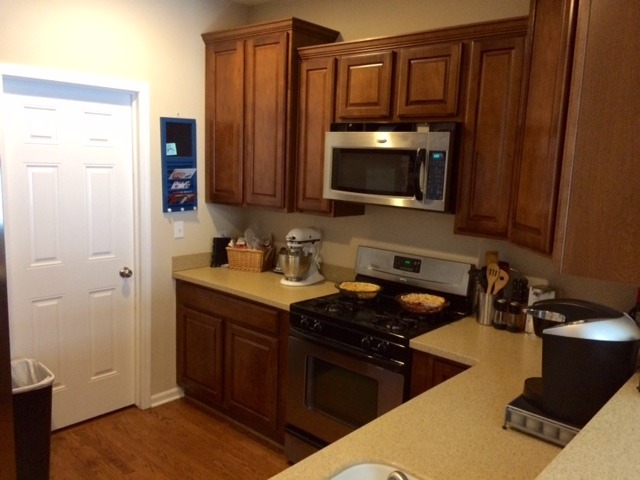 1012 Inverness Drive Antioch, IL 60002 - Photo 2 of 13