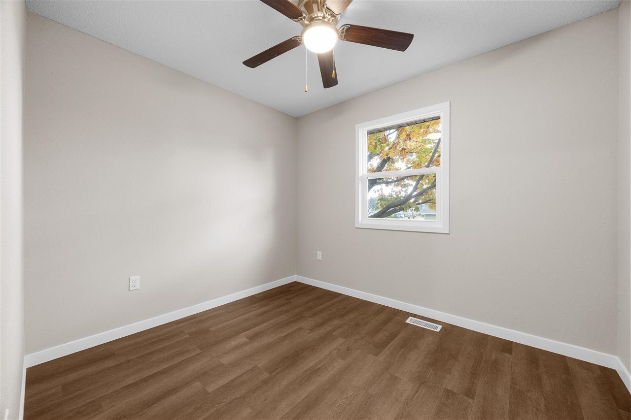 915 Prairie Ridge Road North Liberty, IA 52317 - Photo 24 of 28 Gallery Image 24