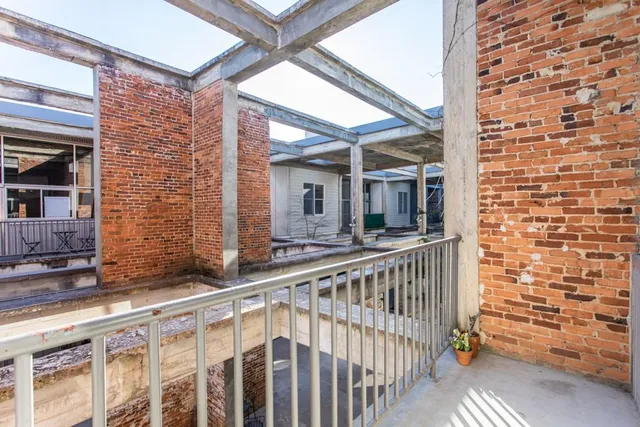 $2,300 | 659 Auburn Avenue Northeast, Unit 217, Atlanta, GA 30312