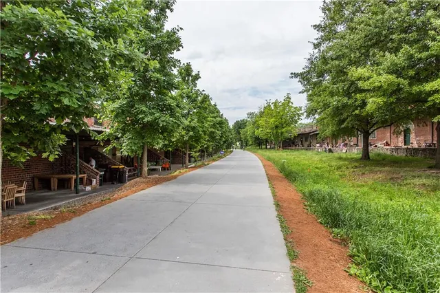 $2,300 | 659 Auburn Avenue Northeast, Unit 217, Atlanta, GA 30312