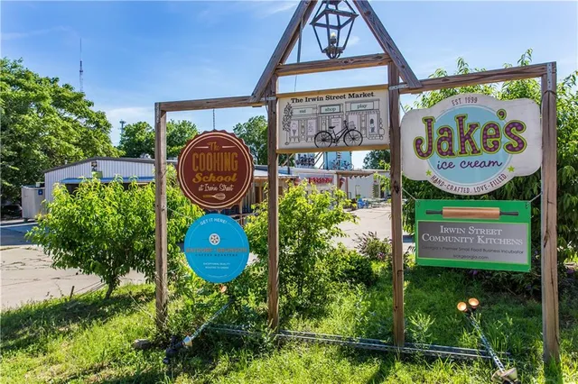 $2,300 | 659 Auburn Avenue Northeast, Unit 217, Atlanta, GA 30312