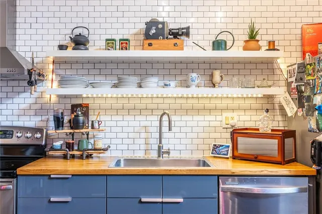 $2,300 | 659 Auburn Avenue Northeast, Unit 217, Atlanta, GA 30312