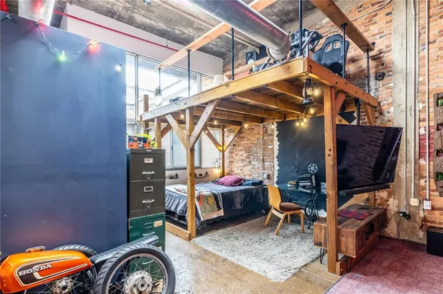 $2,300 | 659 Auburn Avenue Northeast, Unit 217, Atlanta, GA 30312