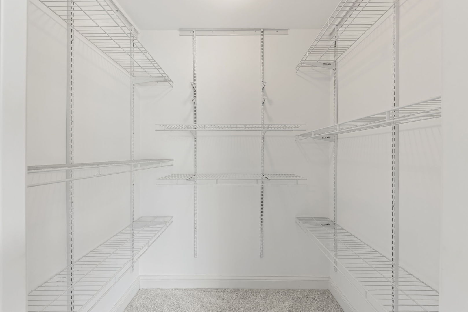 1802 77th Street Naperville, IL 60565 - Photo 18 of 29 a view of an empty room