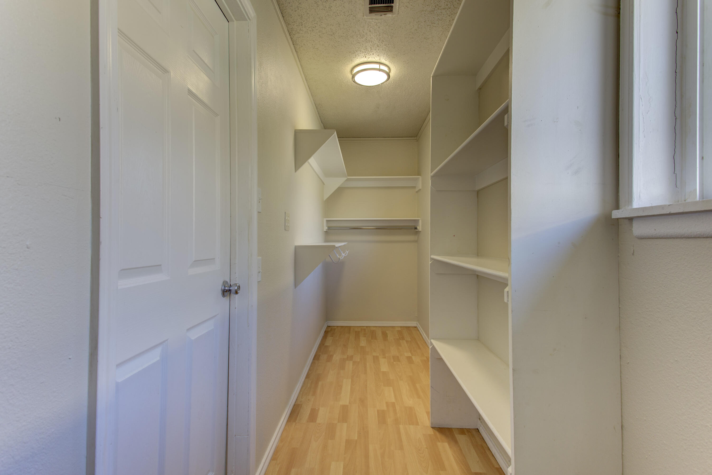 2112 58th Street Lubbock, TX 79412 - Photo 17 of 37 IMG_0886