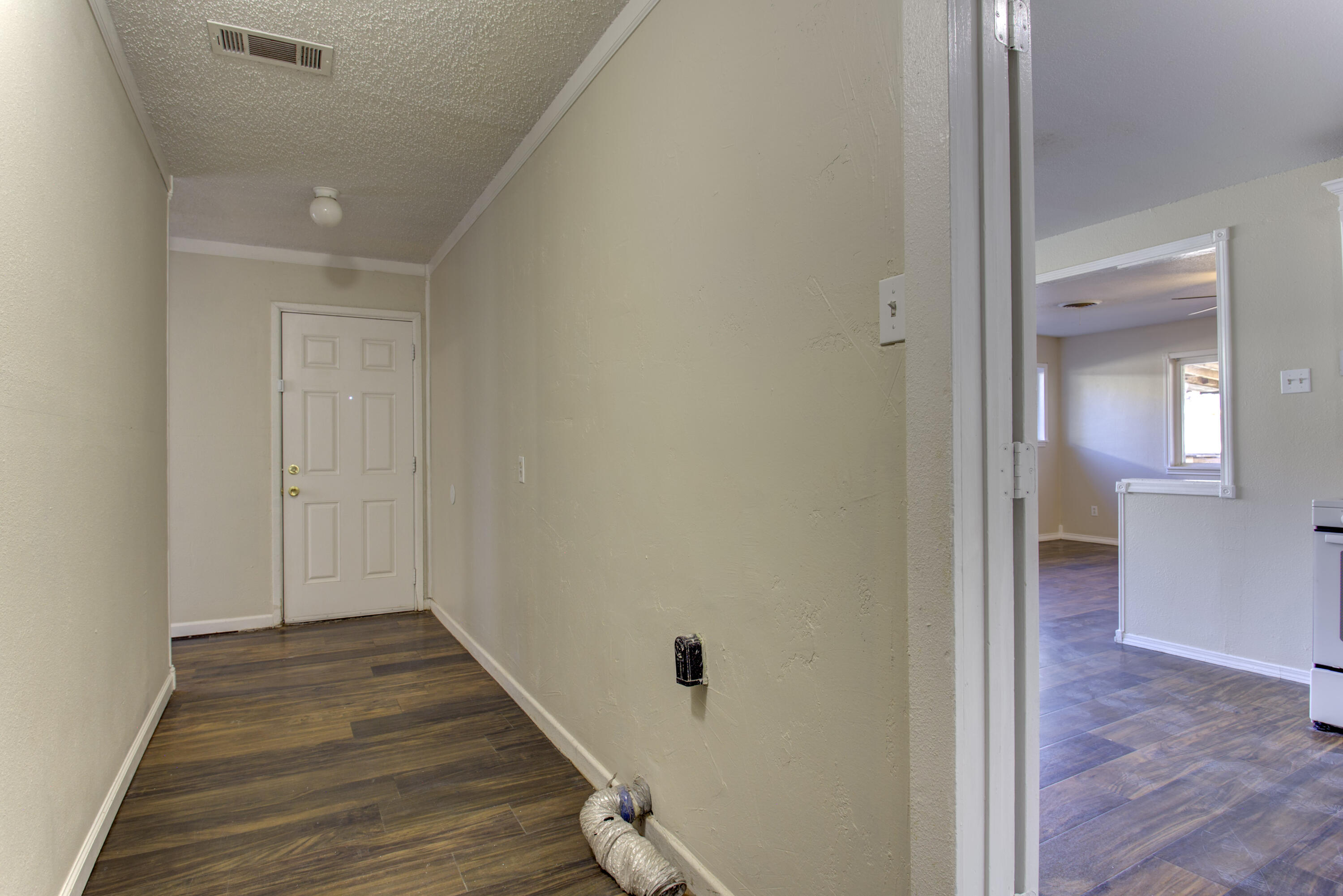 2112 58th Street Lubbock, TX 79412 - Photo 18 of 37 IMG_0883