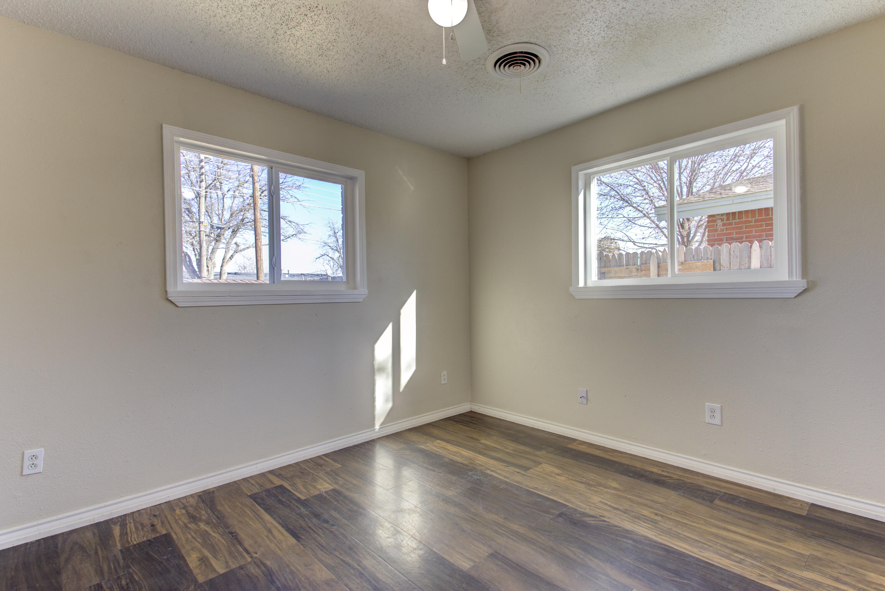 2112 58th Street Lubbock, TX 79412 - Photo 33 of 37 IMG_0890