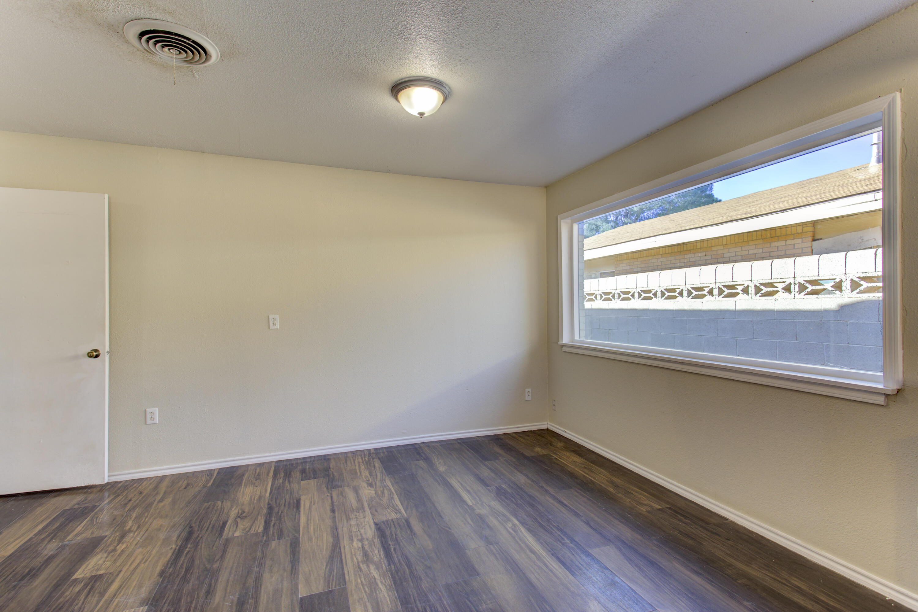 2112 58th Street Lubbock, TX 79412 - Photo 36 of 37 IMG_0914