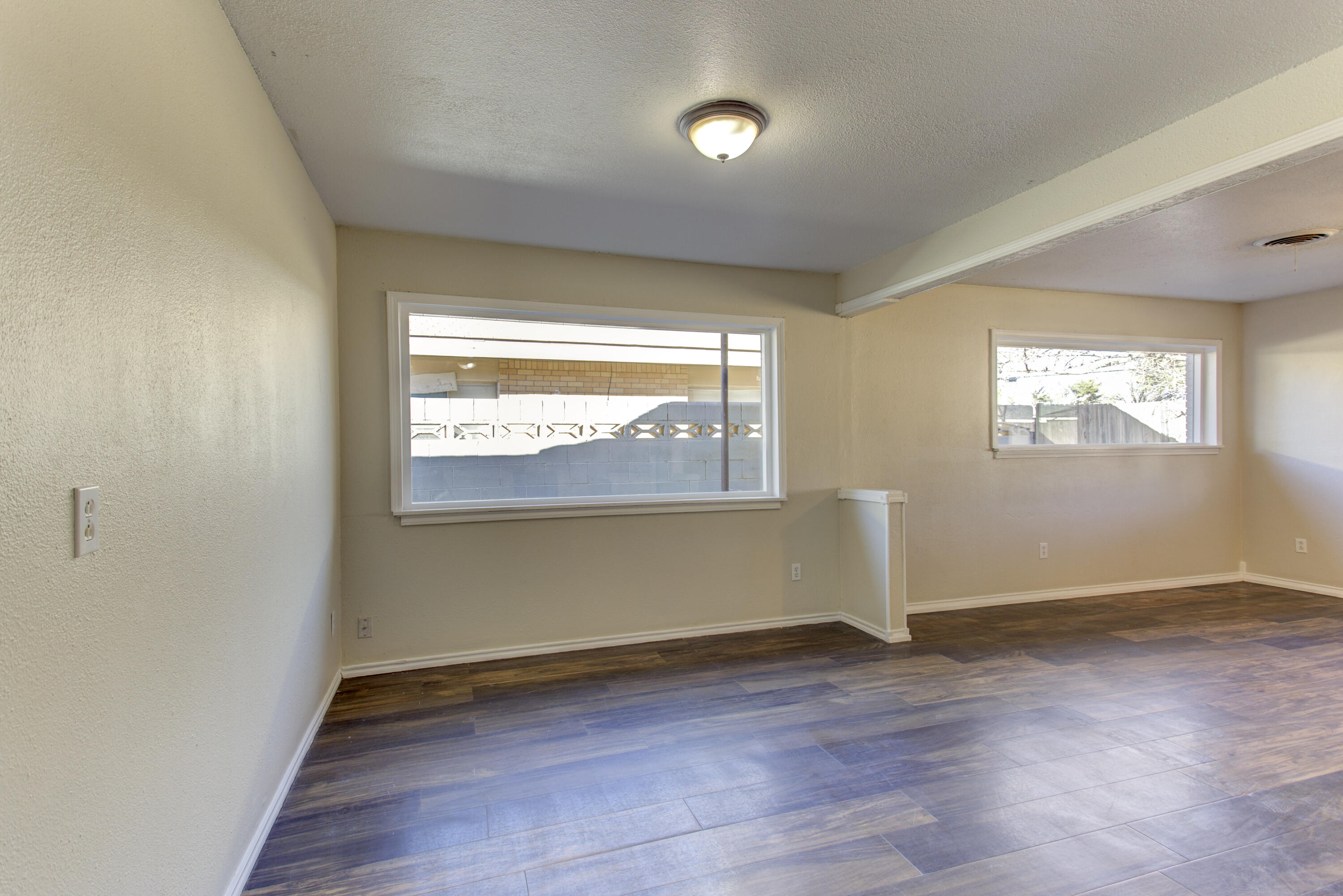 2112 58th Street Lubbock, TX 79412 - Photo 10 of 37 IMG_0915