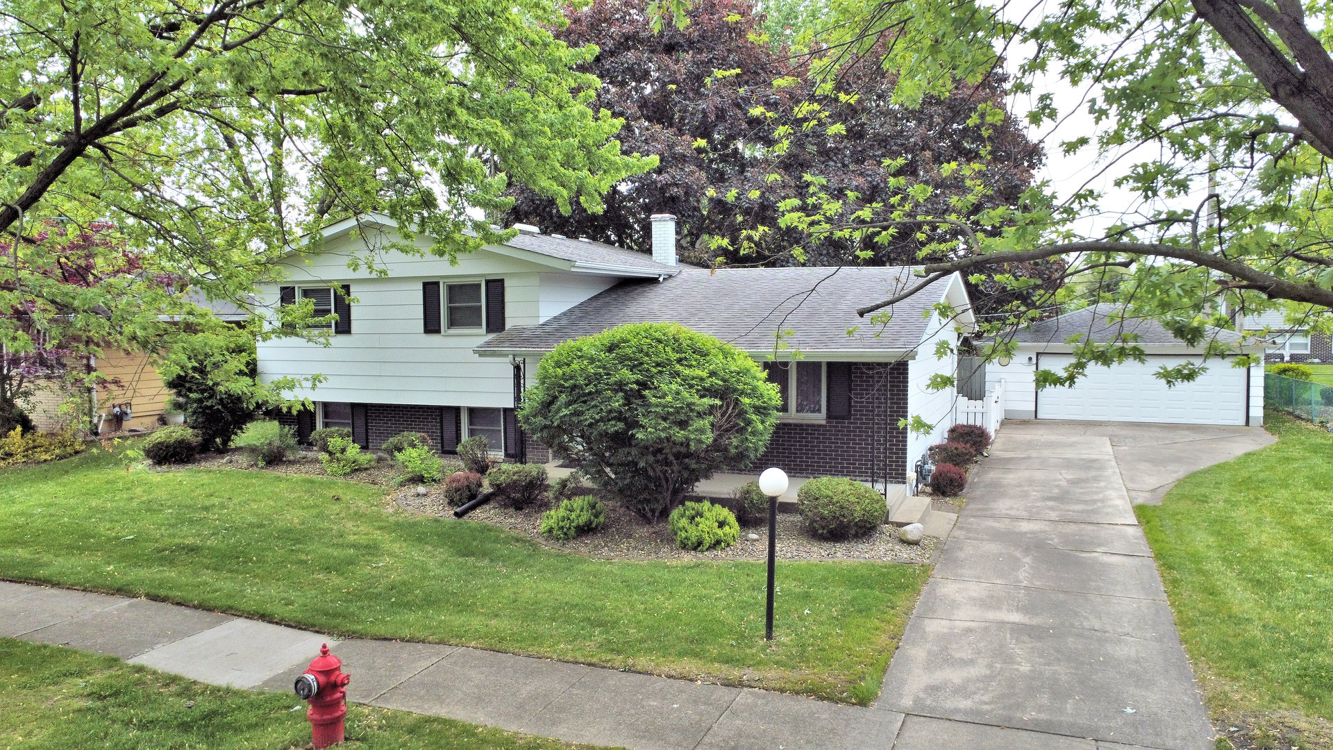3003 191st Street Lansing, IL 60438 - Photo 1 of 24 Gallery Image 1