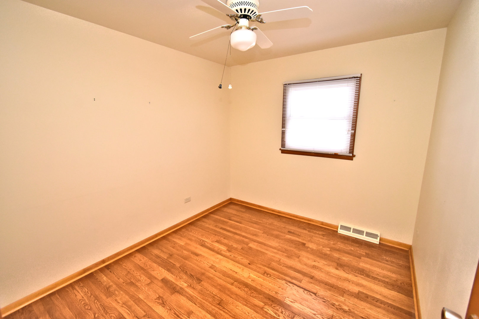 3003 191st Street Lansing, IL 60438 - Photo 12 of 24 Gallery Image 12