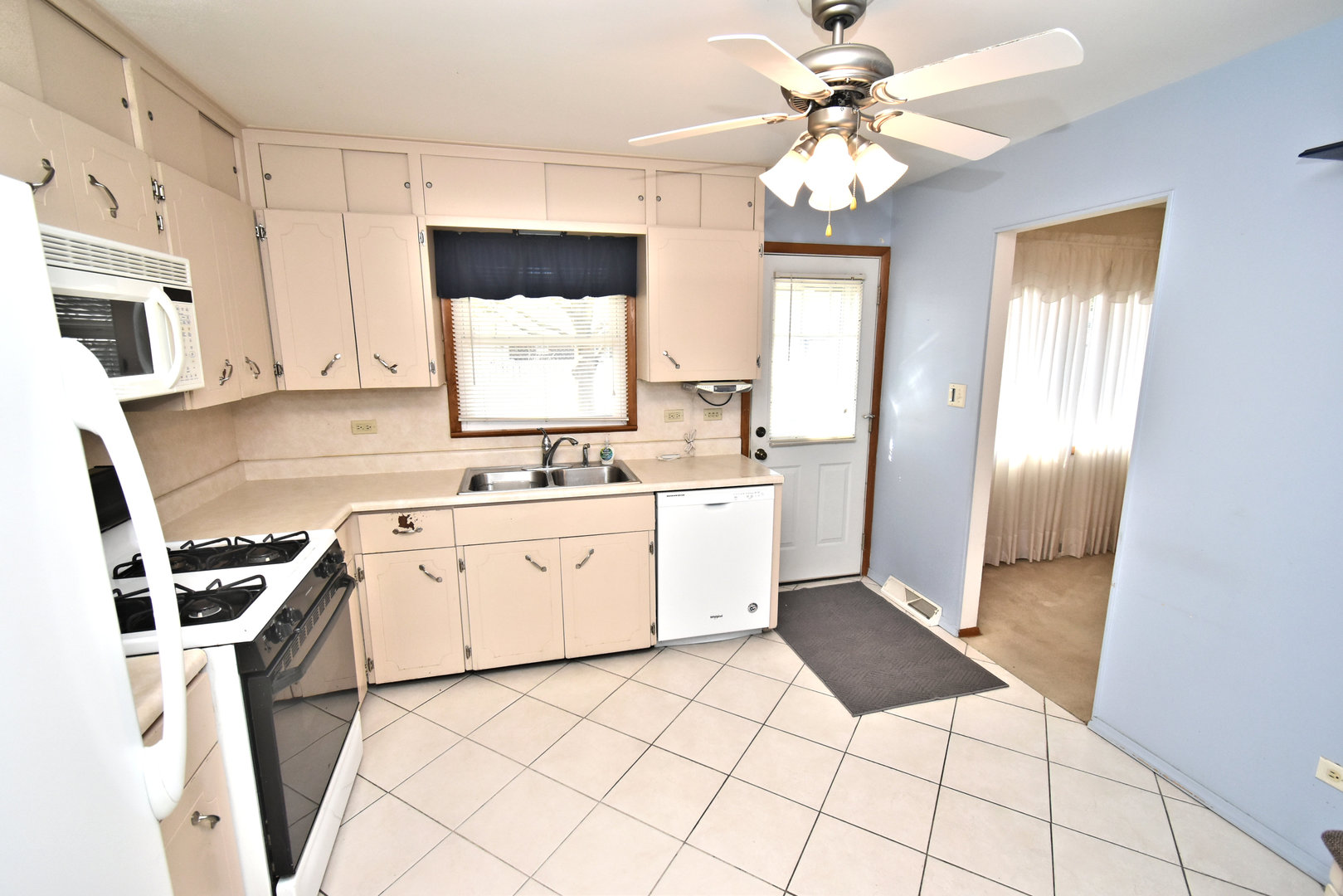 3003 191st Street Lansing, IL 60438 - Photo 6 of 24 Gallery Image 6