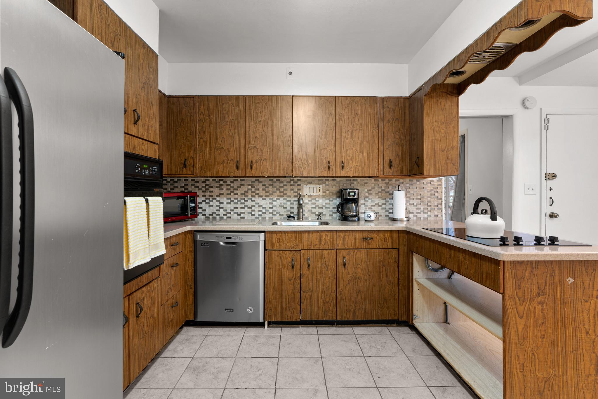 1905 Franwall Avenue Silver Spring, MD 20902 - Photo 15 of 52 Gallery Image 15