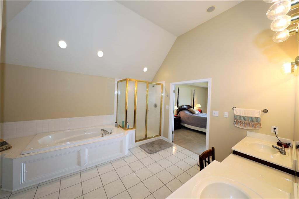 12908 Rocky Pointe Road McCordsville, IN 46055 - Photo 13 of 22 Gallery Image 13
