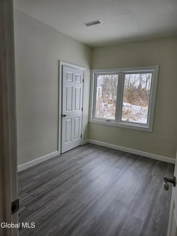 $2,400 | 489 Grooms Road, Unit C, Clifton Park, NY 12065