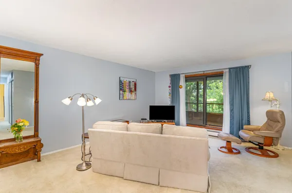 $134,900 | 7520 Cahill Road, Unit 203A, Edina, MN 55439