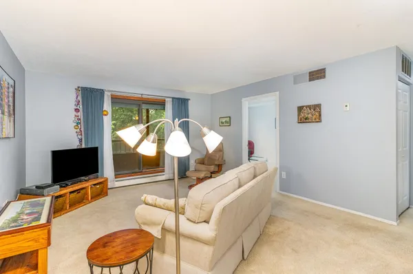 $134,900 | 7520 Cahill Road, Unit 203A, Edina, MN 55439