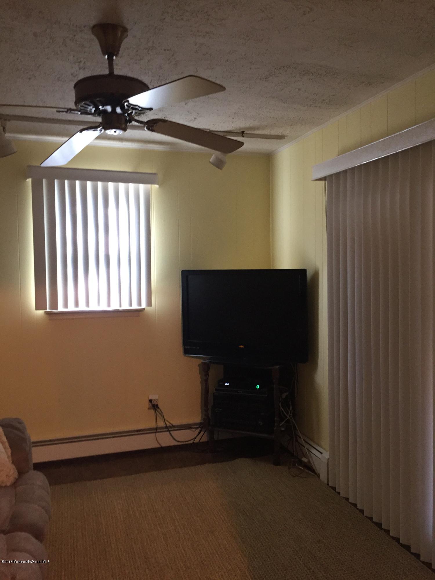 1499 Green Grove Road Brick, NJ 08724 - Photo 11 of 19 013