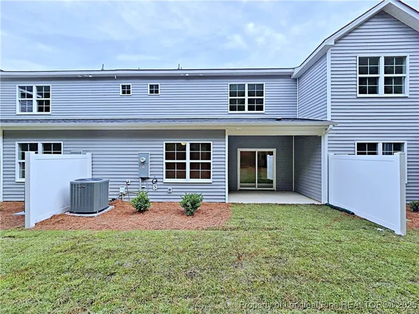 $299,900 | 944 Kensington Park Road, Fayetteville, NC 28311