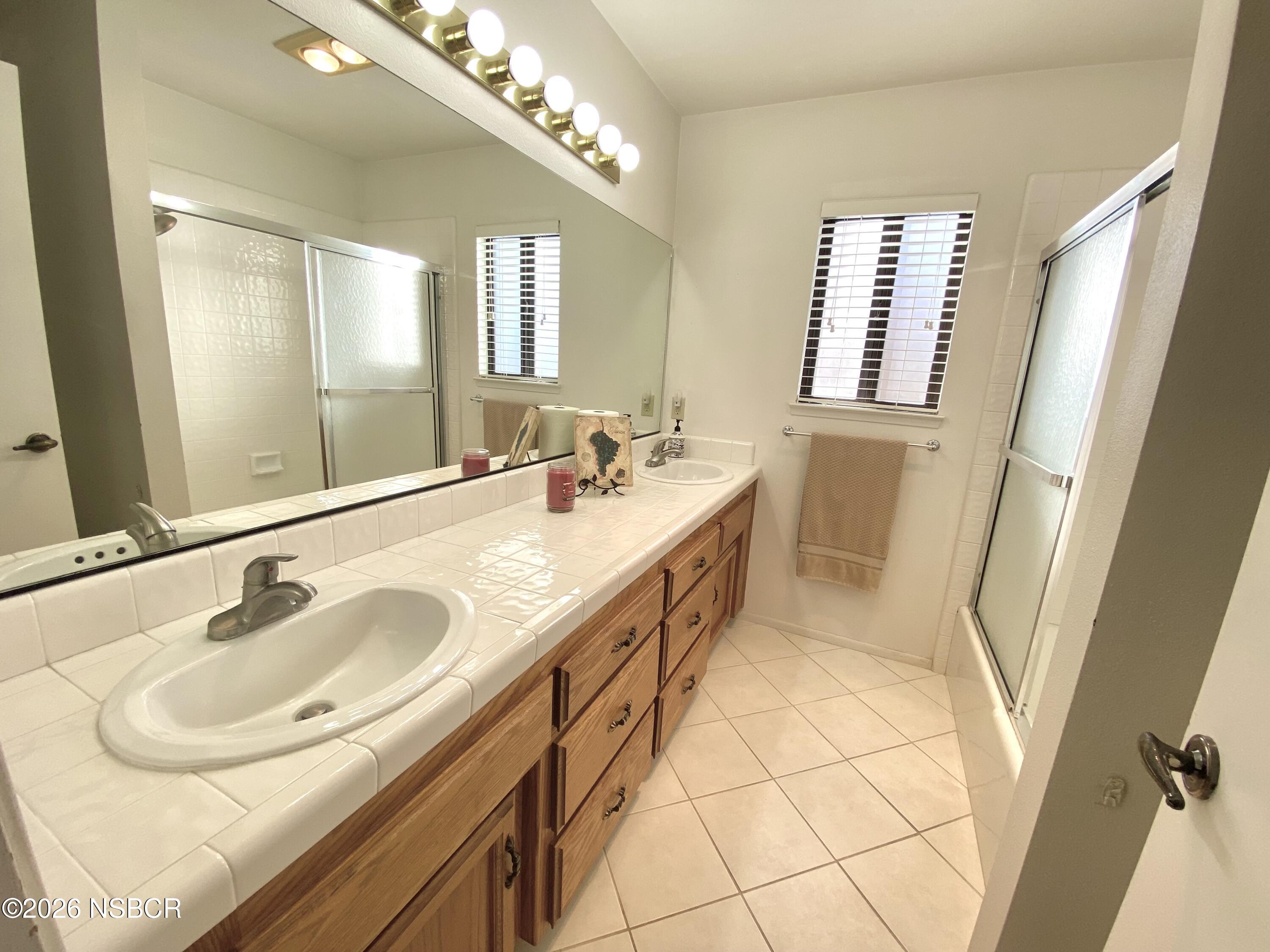 106 Galaxy Way Lompoc, CA 93436 - Photo 26 of 44 Hallway Bathroom