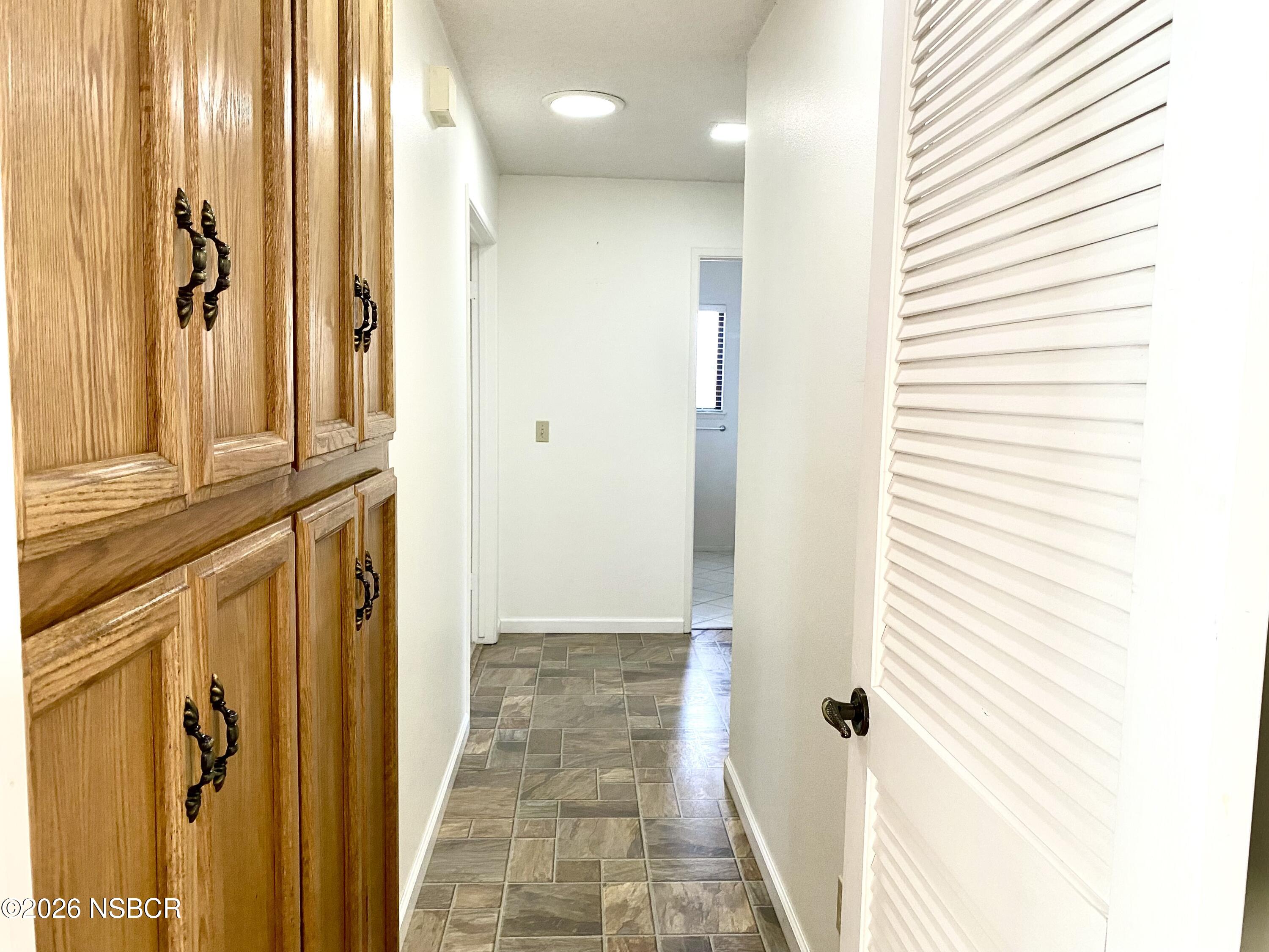 106 Galaxy Way Lompoc, CA 93436 - Photo 31 of 44 Hallway