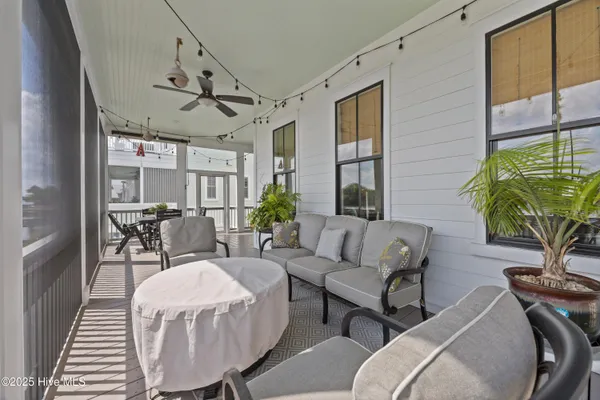 $1,075,000 | 301 Moss Way, Washington, NC 27889