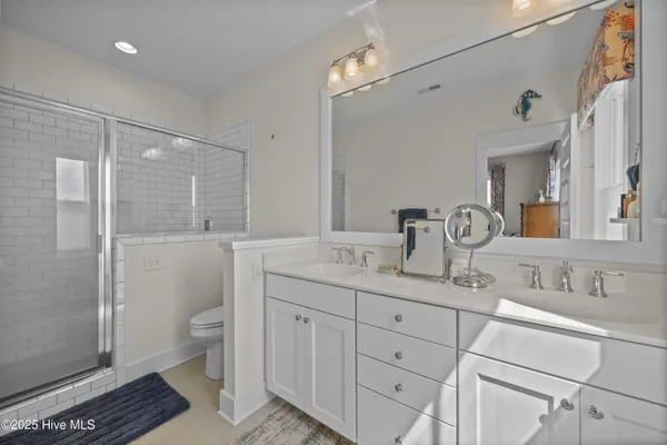 $1,075,000 | 301 Moss Way, Washington, NC 27889