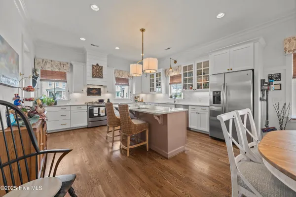 $1,075,000 | 301 Moss Way, Washington, NC 27889