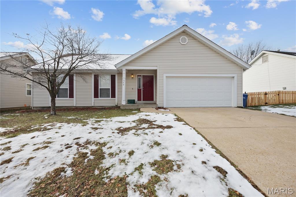 548 Rancho Lane Florissant, MO 63031 - Photo 1 of 33