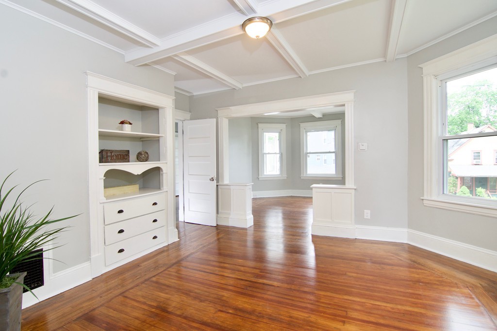 45 Middlesex Street Springfield, MA 01109 - Photo 11 of 40 Gallery Image 11