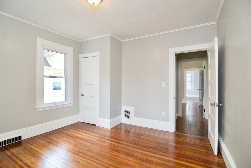 45 Middlesex Street Springfield, MA 01109 - Photo 20 of 40 Gallery Image 20