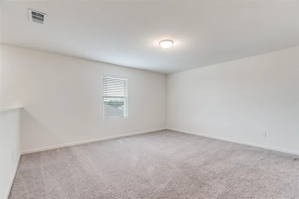 $3,100 | 2621 Sagebrush Drive, Glenn Heights, TX 75154