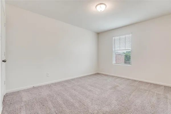 $3,100 | 2621 Sagebrush Drive, Glenn Heights, TX 75154