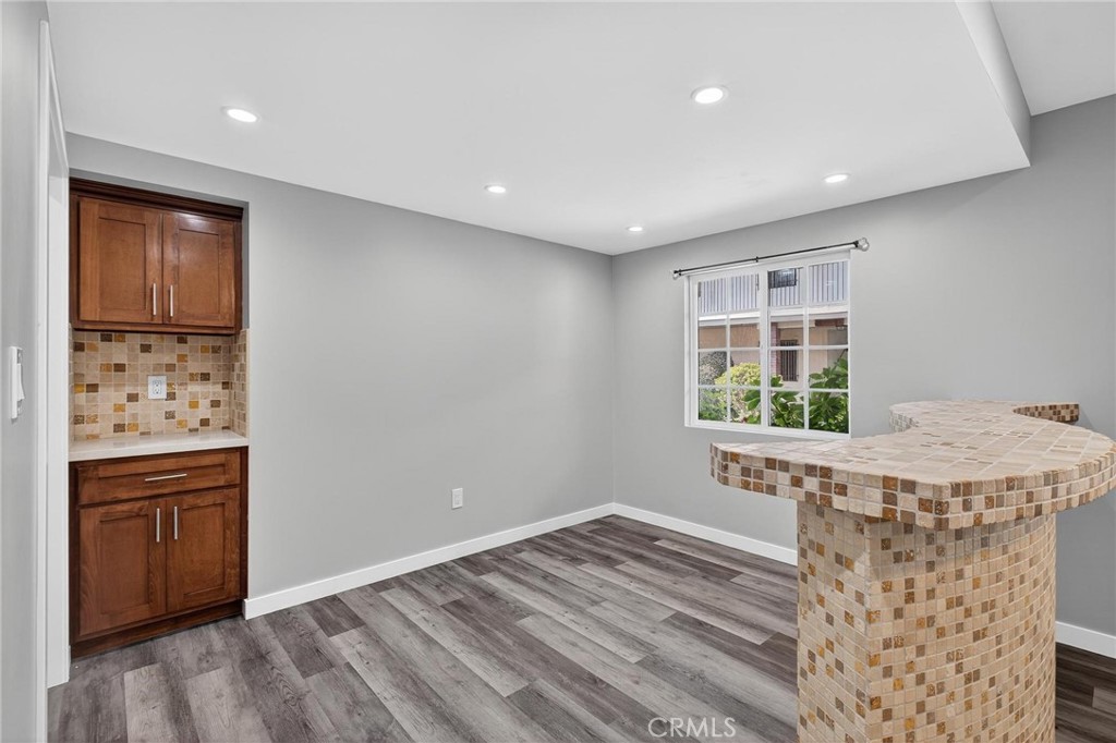 625 East 99th Street Inglewood, CA 90301 - Photo 24 of 50 a view of kitchen and windows