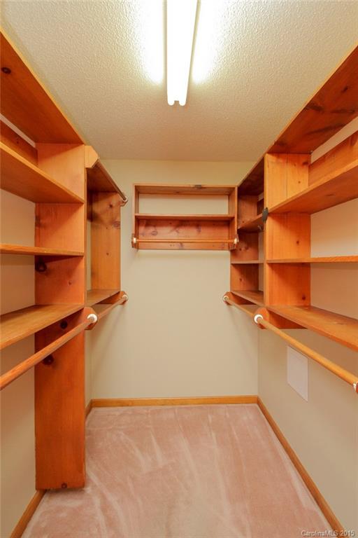 2832 Miranda Road Charlotte, NC 28216 - Photo 12 of 24 Gallery Image 12