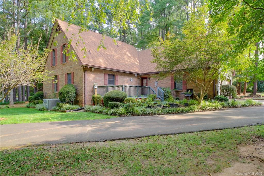 2832 Miranda Road Charlotte, NC 28216 - Photo 18 of 24 Gallery Image 18