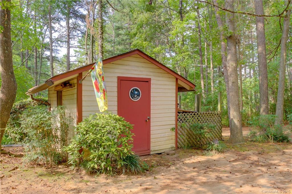 2832 Miranda Road Charlotte, NC 28216 - Photo 21 of 24 Gallery Image 21